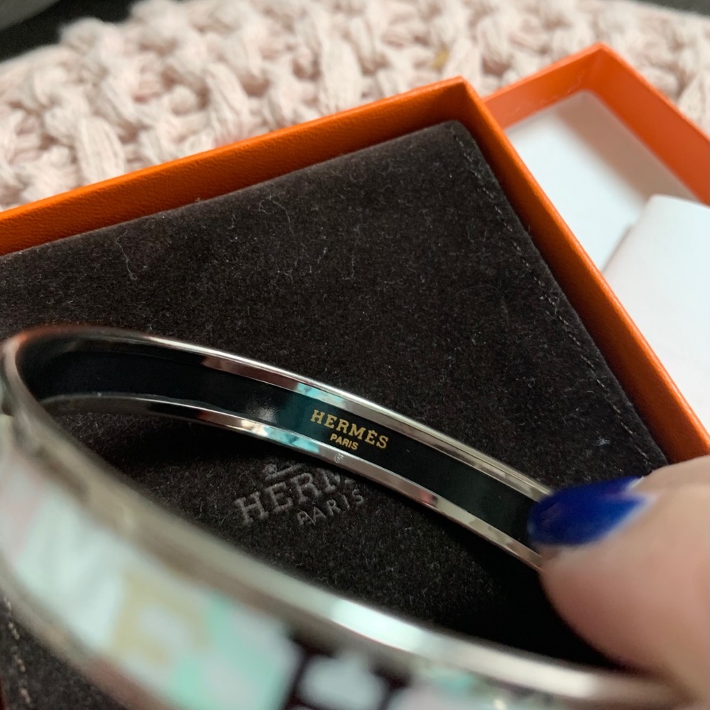 SOLD on another platform Hermès Capitales Bracelet - Picture 6 of 11